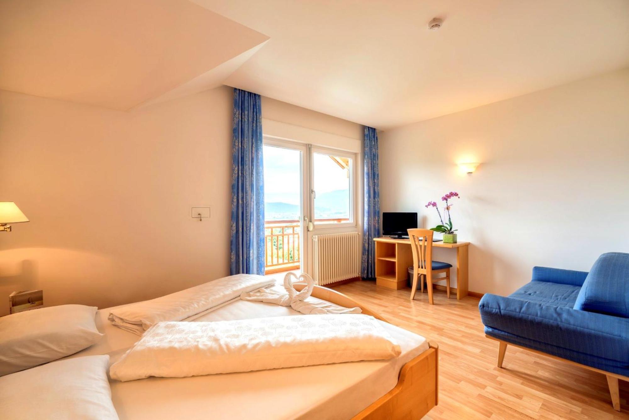 Hotel Garni Gruener Baum Laives Zewnętrze zdjęcie
