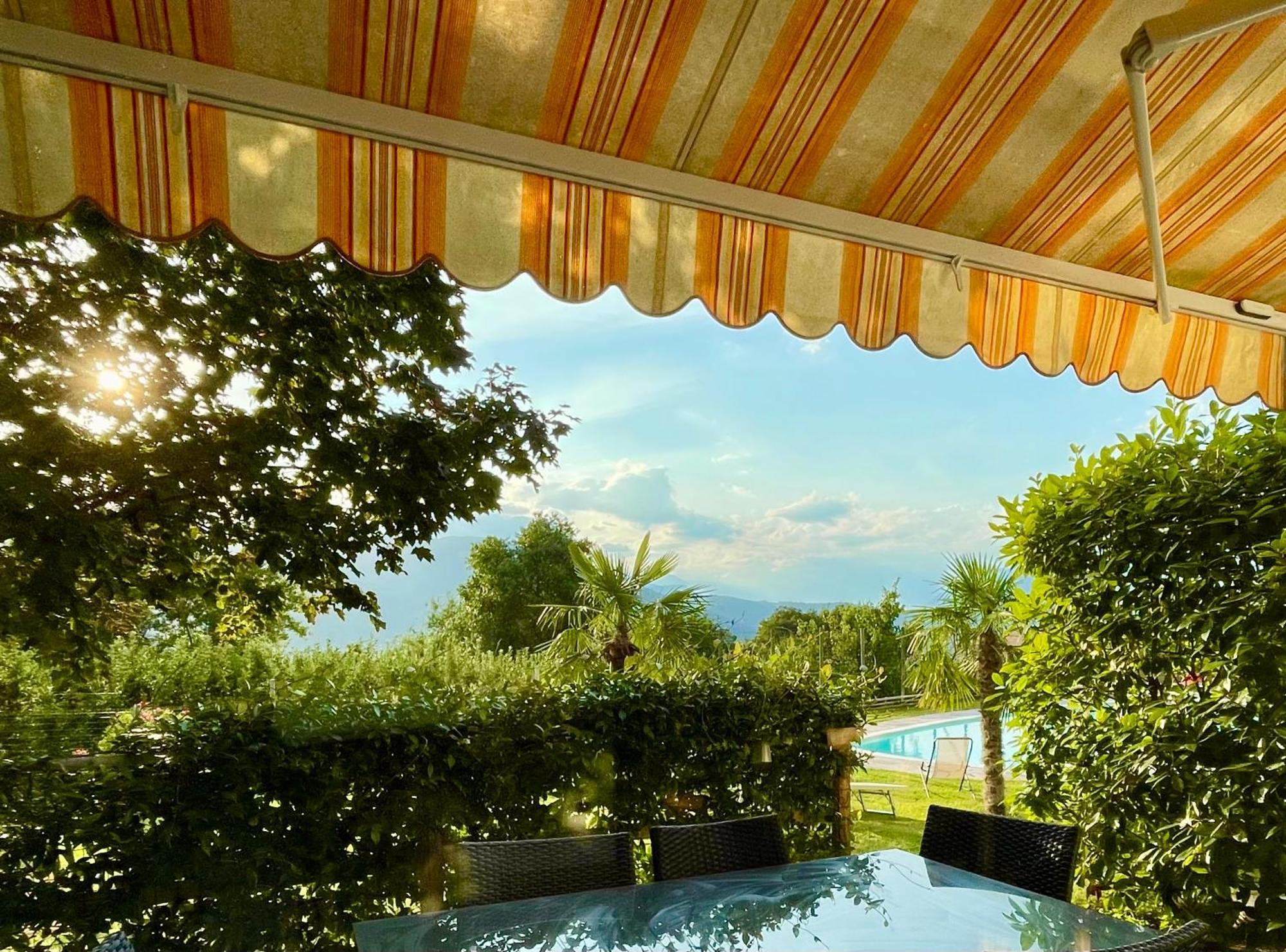 Hotel Garni Gruener Baum Laives Zewnętrze zdjęcie